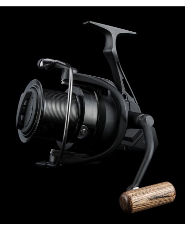 Kołowrotek karpiowy Okuma 8K + 450m żyłki Shimano Technium