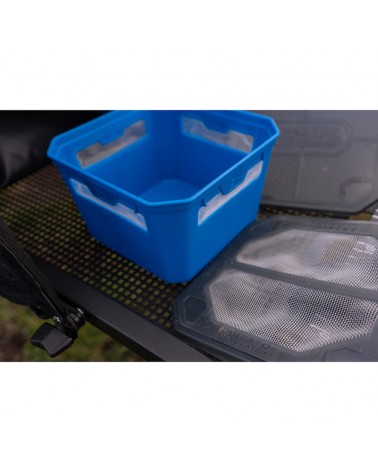 Preston Pudełko Na Przynęty Z Siatką 1.8l 3pt Venta Window Tub 15.2x15.2x10cm