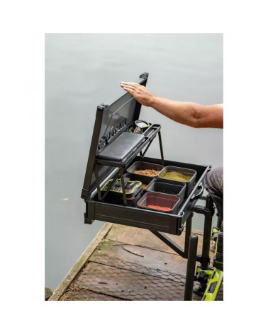 Składana Półka Boczna Matrix Pro Rigid Feeder Tray 62x42x13cm