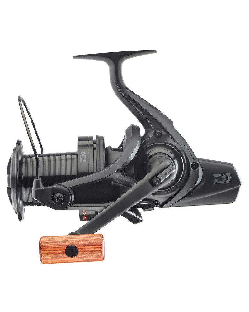 Kołowrotek Karpiowy Daiwa 21 Emblem 45 SCW QD-SD
