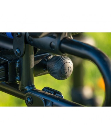 Krzesło Fotel Z Wysuwaną Półką Daiwa N'Zon Slide Tray Feeder Chair D-30mm
