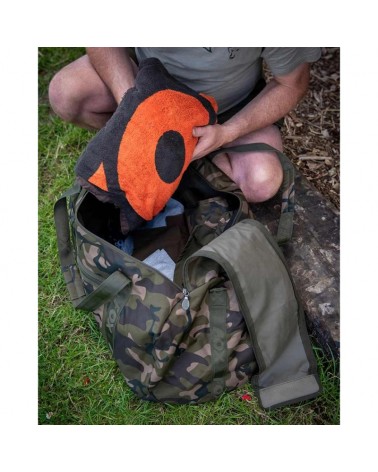 Torba Wędkarska Na Ubrania Fox Camolite Kit Bag 90l 62x40cm