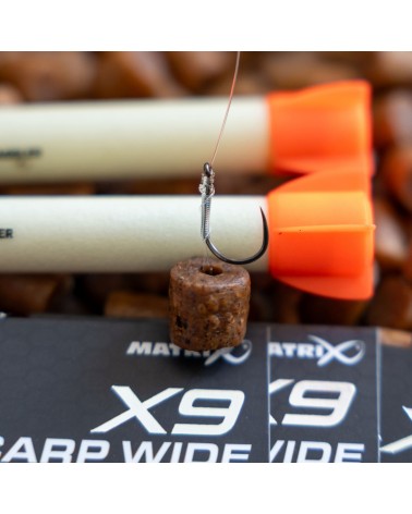 Haczyki Matrix X9 Carp Wide Gape Barbless Eyed